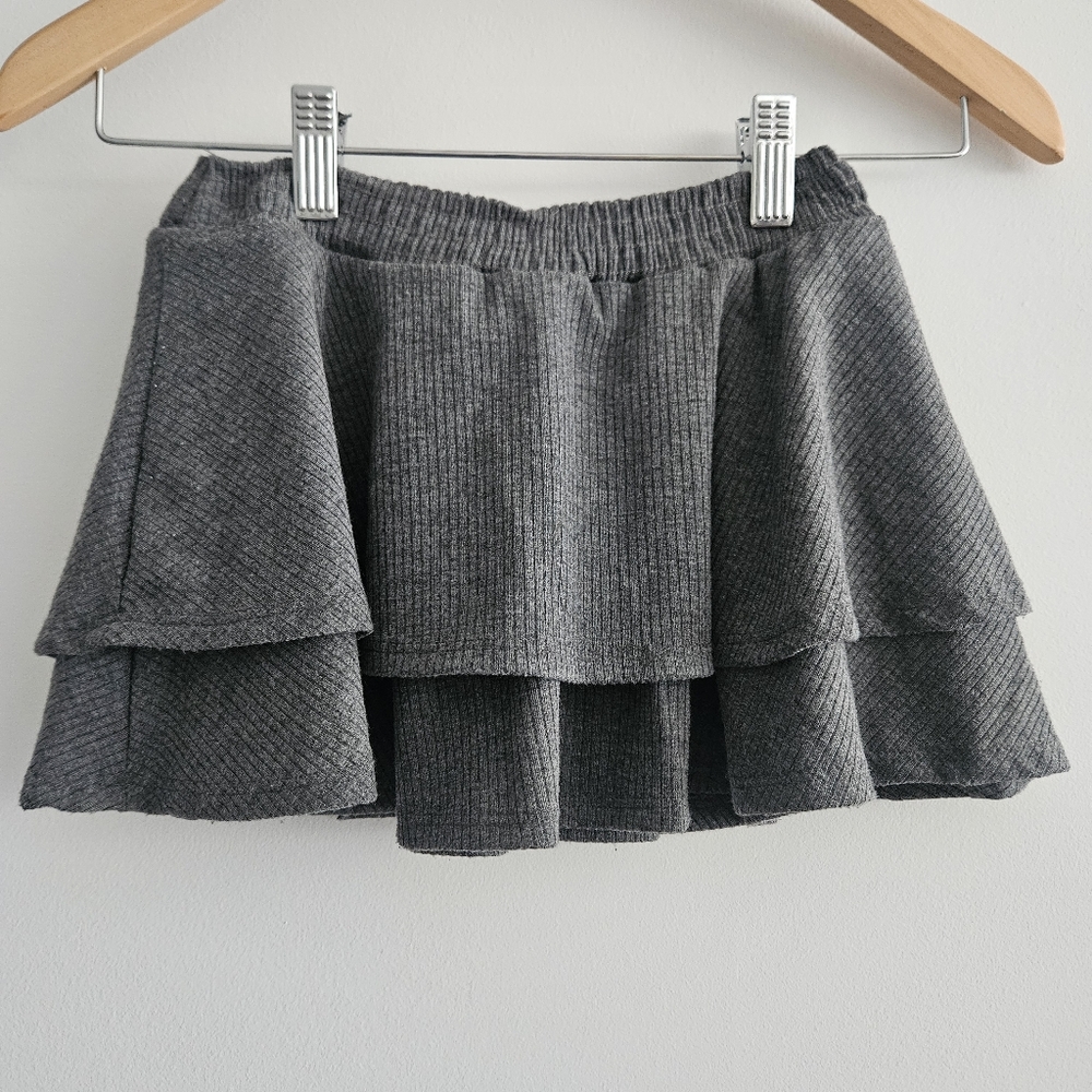 Tru Luv Girls Grey Ruffle Skirt Size 7